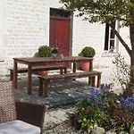 De Rose - Le Refuge Des Parachutistes - En Bordure Du Marais Oda ve Kahvaltı