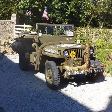 De Rose - Le Refuge Des Parachutistes - En Bordure Du Marais 3*