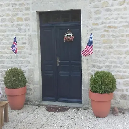 De Rose - Le Refuge Des Parachutistes - En Bordure Du Marais לינה וארוחת בוקר Neuville-au-Plain
