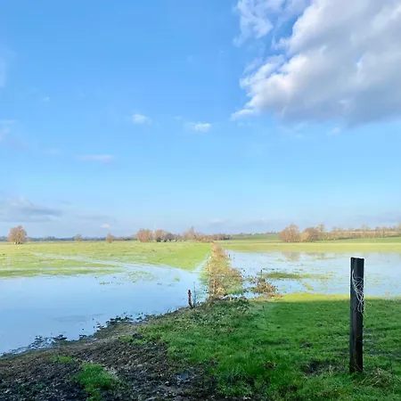 Bed & Breakfast De Rose - Le Refuge Des Parachutistes - En Bordure Du Marais *