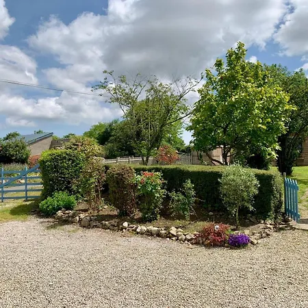 Bed & Breakfast De Rose - Le Refuge Des Parachutistes - En Bordure Du Marais Neuville-au-Plain