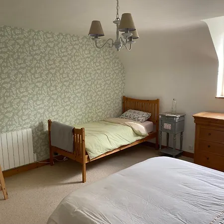 De Rose - Le Refuge Des Parachutistes - En Bordure Du Marais לינה וארוחת בוקר