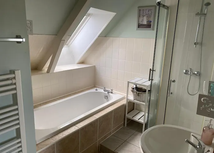 De Rose - Le Refuge Des Parachutistes - En Bordure Du Marais Alojamento de Acomodação e Pequeno-almoço 3*